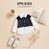 Camisa Listrada Color Block Outono para Meninos 2026 Estilo Coreano Gola Reversível Manga Longa para Crianças Pequenas Casual Top de Outono Tendência
