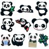 Zapatos de agujeros serie panda de dibujos animados lindos zapatos flor DIY accesorios para muñecas zapatos de jardín hebilla decorativa extraíble