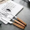 Juego de Palillos y Cuchara para Adultos Vajilla Portátil Juego de Cuatro Piezas Tenedor Cuchara Palillos de Acero Inoxidable Creativos Caja Estudiante
