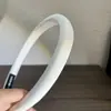 Faixa de Cabelo Fina Color Creme Azul Fresco de Verão para Mulheres, Novo Estilo Simples de Nicho com um Toque de Luxo, Adequada para Lavar o Rosto Diariamente
