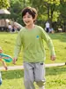 Camiseta de manga larga para niño con mangas raglán, top infantil para niños mayores, nuevo estilo otoño 2026, camiseta básica de color liso con cuello redondo, moderna