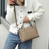 2024 Nuevo Nicho Capa Superior Cuero Vacuno Bolso de Mujer Bolso Cruzado de Moda Bolso Cuadrado Pequeño Retro para Mujer Bolso Cruzado Portátil Bolso de Mujer