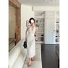Vestido branco polo com decote em V, estilo francês, sexy, sem costas, elegante, saia de comprimento médio