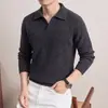 Suéter de lã tricotado estilo americano de peso pesado com gola alta tipo pescoço de gaivota para homens, espessado para aquecimento no outono e inverno, pulôver liso para uso casual de negócios com gola de lapela