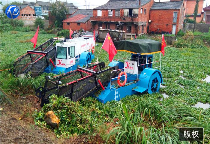 16江苏泰州水葫芦打捞船 (4).jpg