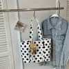 Bolso de Mano de Diseño Nicho Estilo Coreano Perezoso Estilo Ins para Estudiante Casual Portátil Lona Lunares Bolso Tote de Hombro