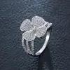 Anillo de Trébol de Cuatro Hojas Estilo Japonés-Coreano Nuevo para Mujer Lujo Ligero Incrustado con Circonita Estilo Estudiante Novia Niña
