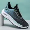 Atacado Novos Modelos de Sapatos Fly-Knit Primavera e Verão, Tendência, Fashion, Casual, Leves para Esportes e Corrida, Sola Macia, Comércio Exterior Atacado Sapatos Masculinos