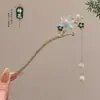 Grampo de Cabelo Estilo Veado Branco para Mulheres, Elegante Grampo de Cabelo de Magnólia com Franja, Sensação de Alto Padrão, Adequado para Qipao e Hanfu, Acessório de Cabelo de Metal