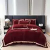 Conjunto de Roupa de Cama Bordado em Lã de Leite Outono e Inverno Conjunto de Quatro Peças Lado Duplo Lã Quente Espessado Capa de Edredom Lençol de Lã de Coral Suprimentos