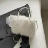 Bolso bandolera nuevo y elegante 2026, bolso de mano de color liso, diseño esponjoso, adecuado para el trabajo y los desplazamientos, bolso de hombro de alta calidad y a la moda
