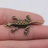 50x26mm 4.4g Multicolor Joyería al por Mayor Hecho a Mano DIY Lindo Animal Gecko Lagarto Serpiente de Cuatro Patas Colgante