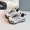 Zapatos Deportivos Gruesos para Niños al Aire Libre Estilo Papá 2026 Otoño Estilo Coreano Unisex Transpirables Antideslizantes Suela Gruesa Zapatos Deportivos Versátiles Casuales