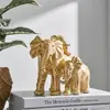 Una Familia de Tres Elefantes Artesanía de Resina Creativa para Oficina Sala de Estar Mueble de TV Adornos Decorativos Nicho de Gama Alta