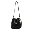 Bolsas de Couro Macio para Comércio Exterior, Bolsas Saco, Bolsas com Cordão, Novos Modelos Quentes de 2026, Bolsas Transversais, Bolsas de Ombro Casuais para o Dia a Dia, Atacado