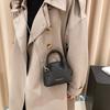 Bolso bandolera de moda 2022 Nuevo Invierno Casual Estilo Cadena Retro Bolso de mano Bolso de mujer Bolso de hombro Negro