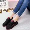 Novos sapatos de malha das mulheres estilo coreano moda all-match esportes verão respirável casual non-slip sapatos brancos sapatos de mãe estudante