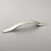 Manija de aleación de aluminio fundida a presión para cajón de gabinete, puerta de gabinete, manija simple, accesorios de ferretería de exportación 812 Arco