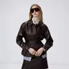 Chaqueta de cuero marrón estilo europeo para mujer, nueva colección otoño 2026, retro y moderna, chaqueta corta de cuero con un toque de alta gama, hecha de piel de cordero importada
