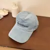 Boné de Baseball de Veludo com Bordado de Letra Estilo Coreano para Mulheres, Moda Versátil Outono e Inverno, Boné de Aba Alta que Faz o Rosto Parecer Menor, Adequado para Homens