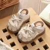 Diadema de encaje para bebé niña Sandalias 2026 Verano Nuevo Suela suave Hueco Caminante para niño pequeño Bebé Sandalias dulces