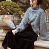 Tricô Retrô Francês para Mulheres Gola Alta Cinza Tricô Curto para Mulheres Torcido Solto Slim Top de Tricô Grosso Outono e Inverno