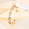 Pulseira Popular Transfronteiriça de Porco com Diamantes Microincrustados Interligados para Mulheres, Design Simples de Nicho, Pulseira de Alta Qualidade