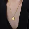 Estilo Ins Francês fofo doce pingente de amor brincos de coração de pêssego colar de corrente torcida em aço titânio brincos pequenos frescos