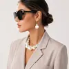 Joyería transfronteriza europea y americana, estilo frío, retro, con cadena de cuentas, collar con diseño de nicho de perlas de imitación nacionales.
