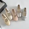 Zapatos Planos para Mujer Bailarinas Francesas Estilo Nuevo Primavera/Verano 2026 Correa Única Moño Zapatos Mary Jane Plateados para Mujer