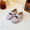 Zapatos Mary Jane florales suaves estilo francés para niñas, zapatos de bebé nuevos y lindos con velcro, versátiles zapatos de piel de princesa