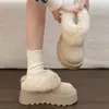 Zapatos Birkenstock de Suela Gruesa para Aumentar la Altura con Forro de Felpa Botas de Nieve Zuecos Cerrados Zapatillas de Algodón Peludas Ropa de Invierno para Exteriores para Mujer Nuevo Estilo 2026