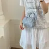 Bolsa cuadrada pequeña para niñas 2026 bolsa de moda ins de un solo hombro verano versátil estilo coreano bandolera dulce nuevo diseño de lunares