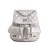 Mochila única de doble hombro, simple y elegante para ir al trabajo, patrón de diamantes, nuevo modelo principios de otoño 2026, alto atractivo estético, cadena de moda, bolso estilo universitario