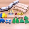 Pista de tren pequeño toms de madera tren eléctrico modelo traje juguetes de coche de ferrocarril de montaje educativo para niños