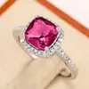 Palacio Sanjie Anillo Rojo Tansang Vintage Anillo Cuadrado de Temperamento Anillo de Reina Real Moda Anillo Sencillo para Dedo