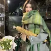 Bufanda Gruesa Cálida para Mujer en Invierno, Bufanda de Mohair Verde de Gama Alta Imitación Cachemir, Alargada Suave y Cera Pareja
