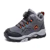 Venta caliente transfronteriza invierno nuevo zapatos de algodón para niños engrosados cálidos zapatos de senderismo para exteriores para niños botas de algodón para niños medianos y grandes en stock