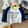 Camiseta Básica de Algodão para Meninos Outono Nova Camiseta de Manga Comprida Primavera e Outono Roupa Camiseta Infantil Jaqueta de Bebê Roupa de Outono