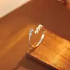 Anillo de Luz Chapado en Cobre Oro Real Incrustaciones de Circonita Anillo de Dedo de Lujo Sensación de Gama Alta Joyería para Mano Versátil Envío Directo de Fábrica al por Mayor Disponible