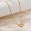 Comercio exterior transfronterizo simple moda titanio acero collar mujeres no se desvanece lujo todo combina personalidad estilo coreano cadena clavícula joyería