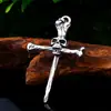 Acero Guerrero joyería para hombre al por mayor acero inoxidable cruz calavera fundición colgante estilo punk europeo y americano collar