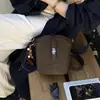 Bolso de Mujer Colorido de Moda Bolso Pequeño Estilo Nuevo Otoño 2026 Cadena Versátil Moda Cruzado Hombro Único Bolso Cubo