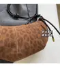 Bolso de Gama Alta de Nicho 2025 Nuevo Moda Retro Bolso de Albóndiga Mate Bolso de Hombro Único Cruzado Versátil Bolso Croissant para Mujer