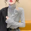 Top térmico de cuello alto a rayas blancas y negras para mujer, moderno y elegante, con un toque de alta gama, adecuado para otoño e invierno