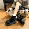 Botas de algodón de nuevo estilo con suela gruesa, forro y puño de algodón, suela de plataforma, botas de nieve que aumentan la altura para mujeres menudas, 2026, con cremallera trasera, invierno