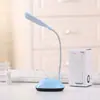 Mini regalo lámpara de mesa pequeña led lámpara de mesa protección ocular estudiantes de dormitorio estudio lectura mesita de noche comercio exterior al por mayor