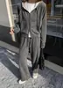 Conjunto Casual Holgado 2026 Otoño Nuevo Estilo Elegante Sudadera con Capucha Adelgazante Plisado Pantalones de Pierna Ancha Conjunto de Dos Piezas Mujer