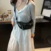 Bolso tipo dumpling de cuero encerado al aceite, nuevo diseño de moda 2026 para mujer, versátil, casual, de hombro, cruzado, para debajo del brazo