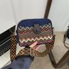 Outono e inverno novo estilo étnico bordado crossbody retro versátil bolsa feminina pequena bolsa quadrada bolsa de ombro moda